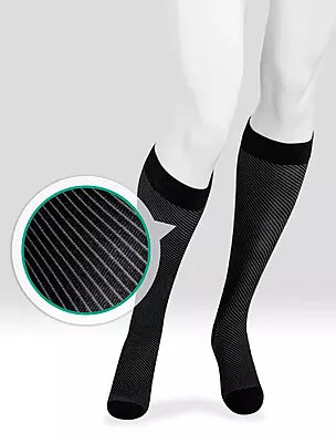 JUZ-2650AD70-M - Power Vibe, Knee, Groovy Zebra Medium 15-20mmHg