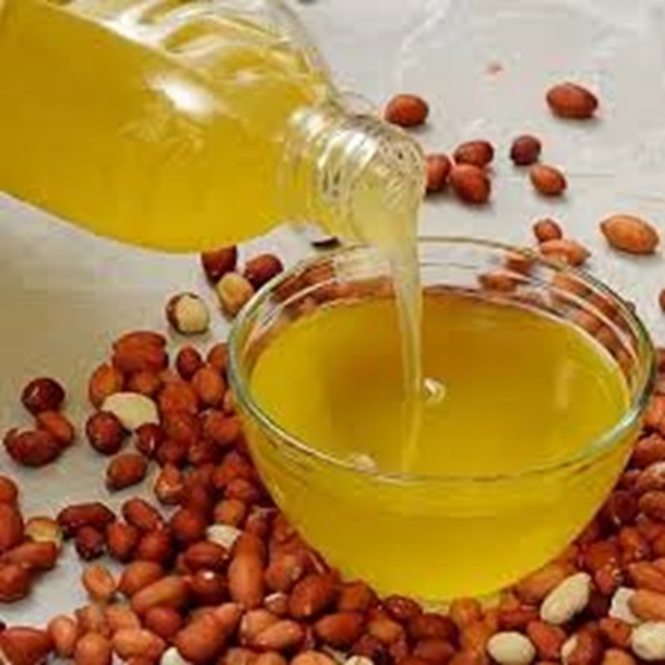 Cold Pressed Groundnut Oil 1 Ltrs Cold Pressed Groundnut Oil 1 Ltrs